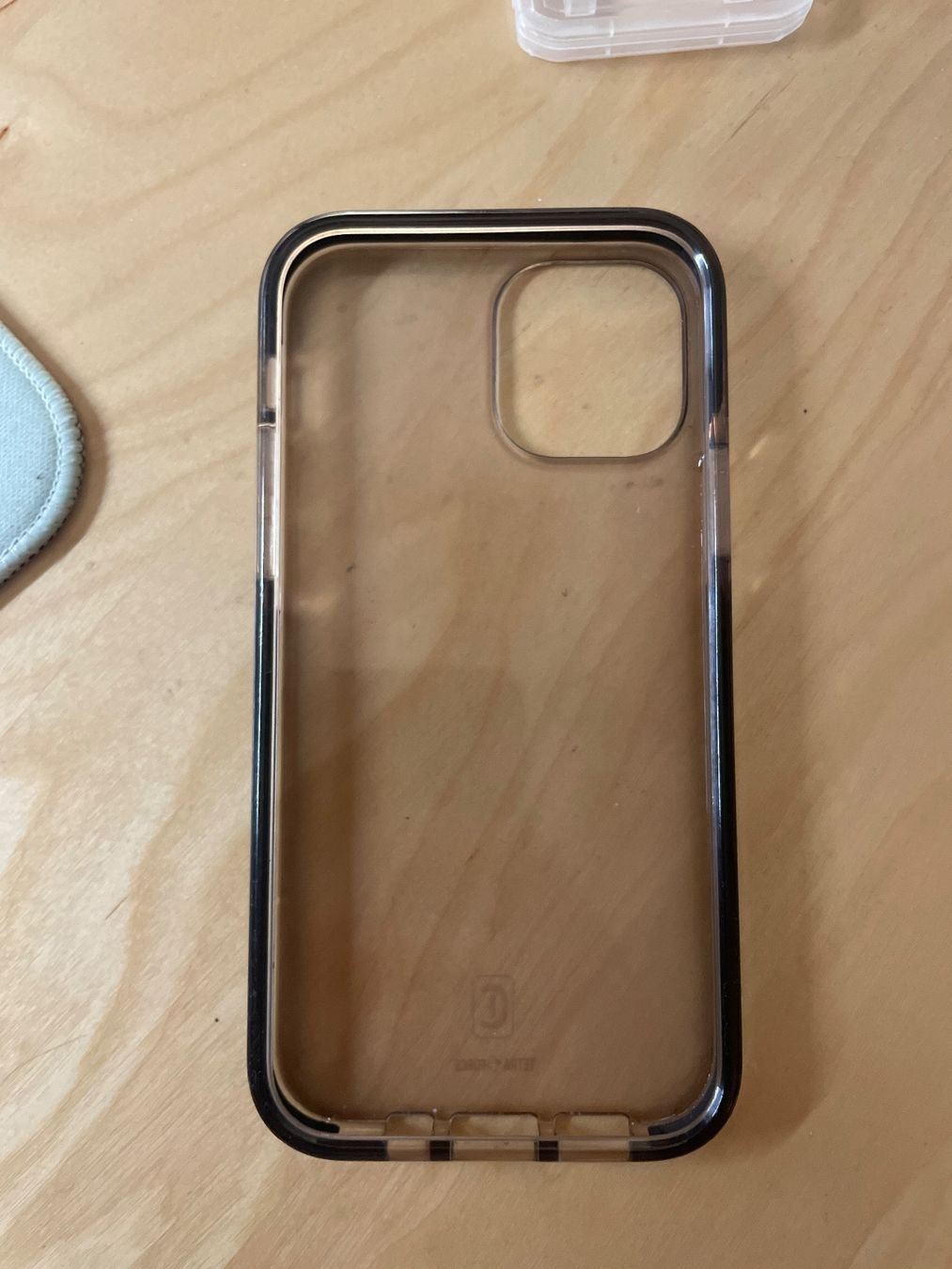 Cover & Protezioni schermo: Cellularline Tetra Force Strong-Twist - iPhone 12 Pro – Usato da Zürich venduto da k42m 1