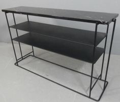 BoConcept Konsole / Sideboard mit schwarzem