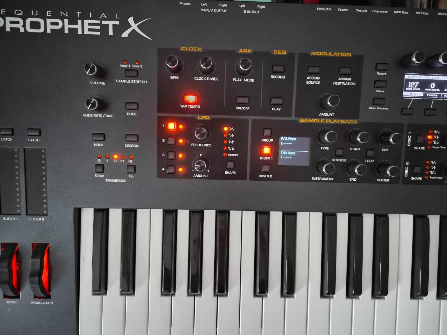 Sequential Instruments de musique: DAVE SMITH`S  EINMALIGER SYNTH....nur noch bis FREITAG !! – D'occasion à Zuerich par KEYSTORE