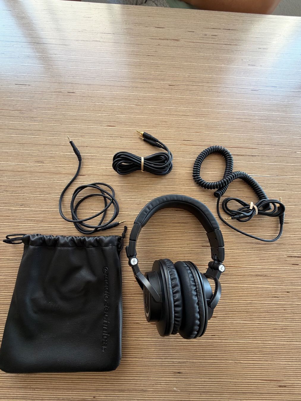Audio Technica Cuffie: Studiokopfhörer audio-technica ATH-M50x black – Usato da Liebefeld venduto da Tinutinu77 2