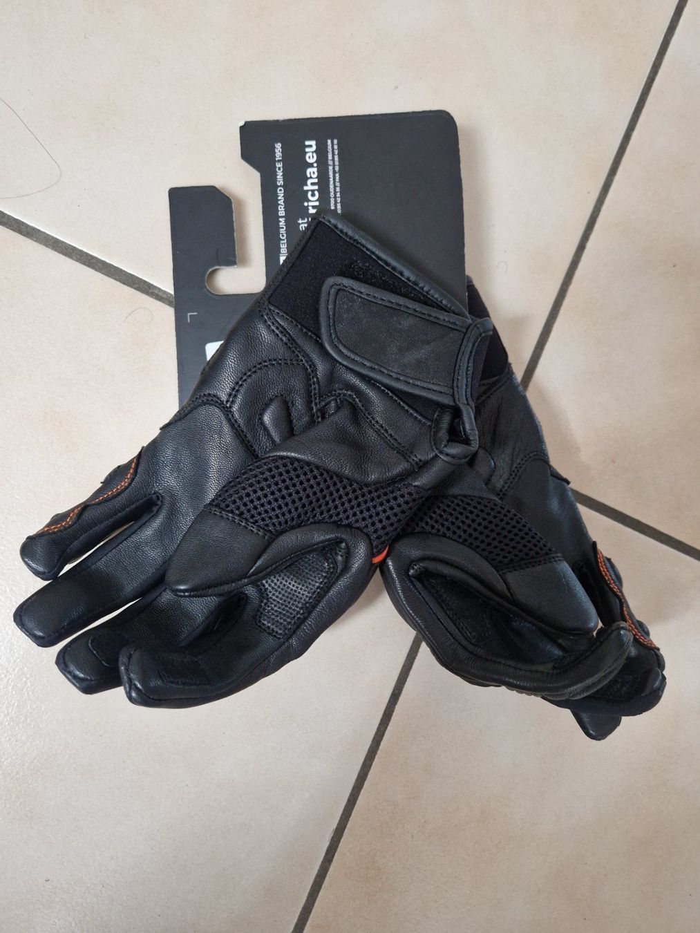 Altri accessori da uomo: Gants de moto Richa neufs, taille M – Nuovo e nell'imballaggio originale da Colombier NE venduto da alf_design 4
