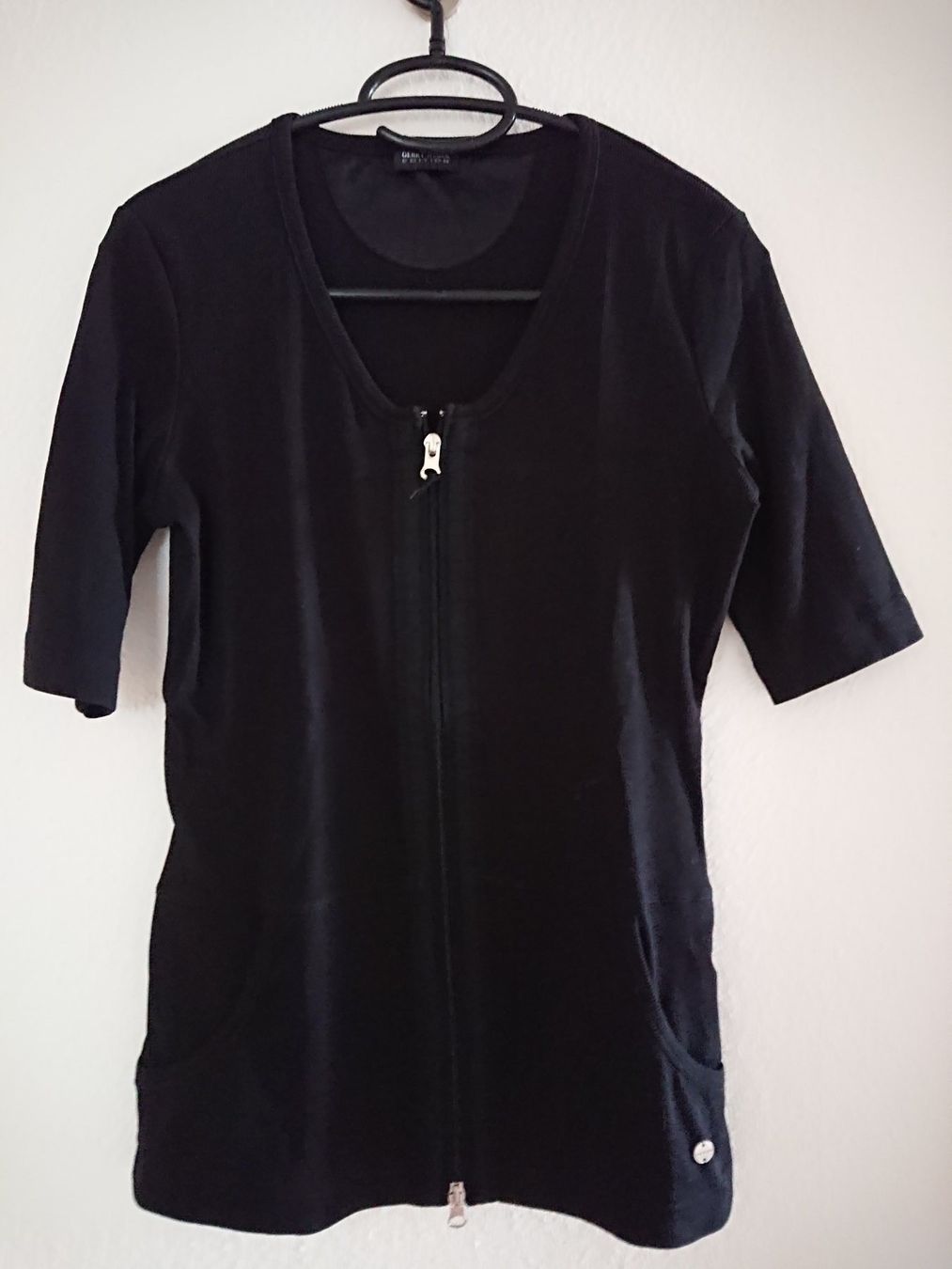 Gerry Weber T-Shirts: Shirt Jacke Gerry Weber Gr. S Schwarz – Gebraucht aus Hallau von CHACLA