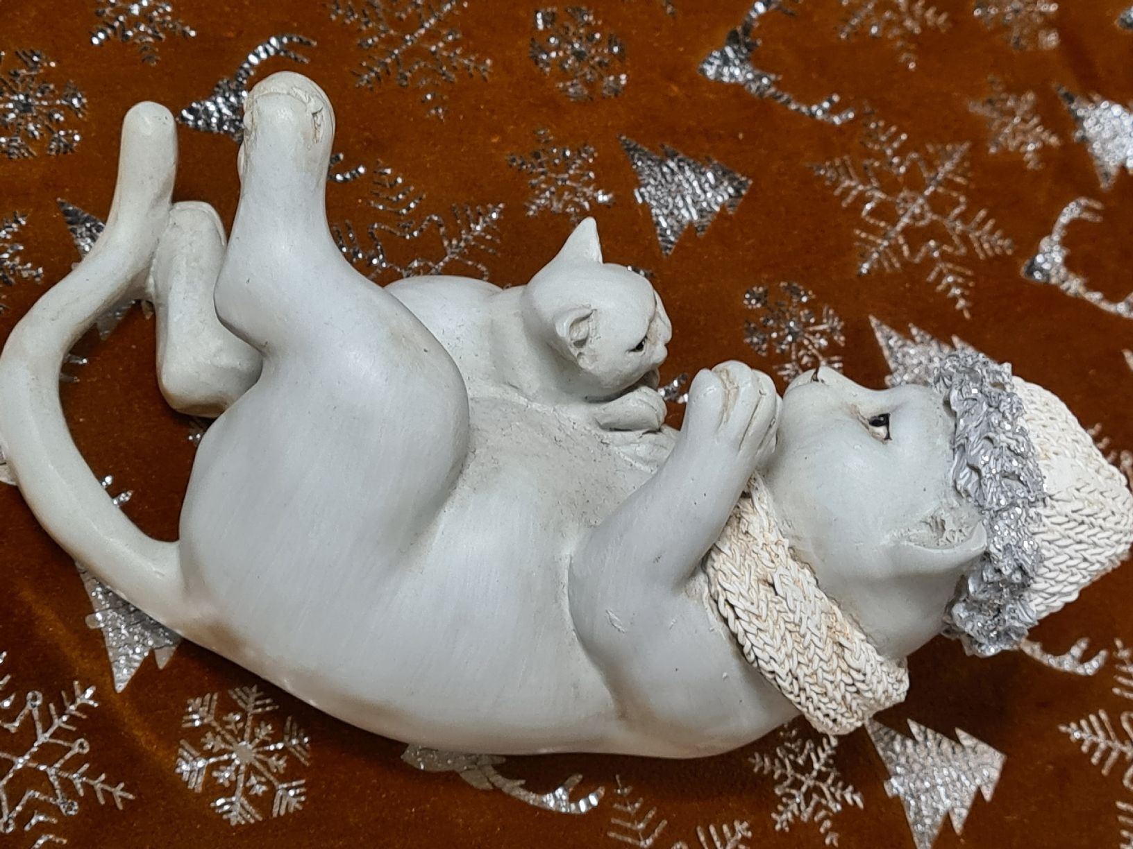 Statuette: Weihnachts Katzenfigur, 16x7 cm – Usato da Amriswil venduto da kleindeko 2
