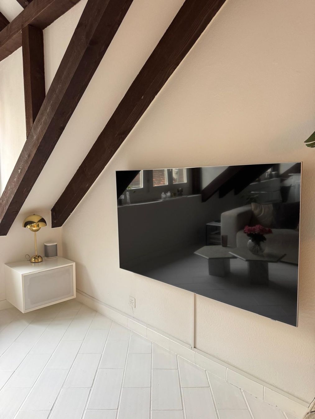 TV Möbel: Clic 211 HiFi-Möbel – Gebraucht aus Luzern von Lou_yjb9 2