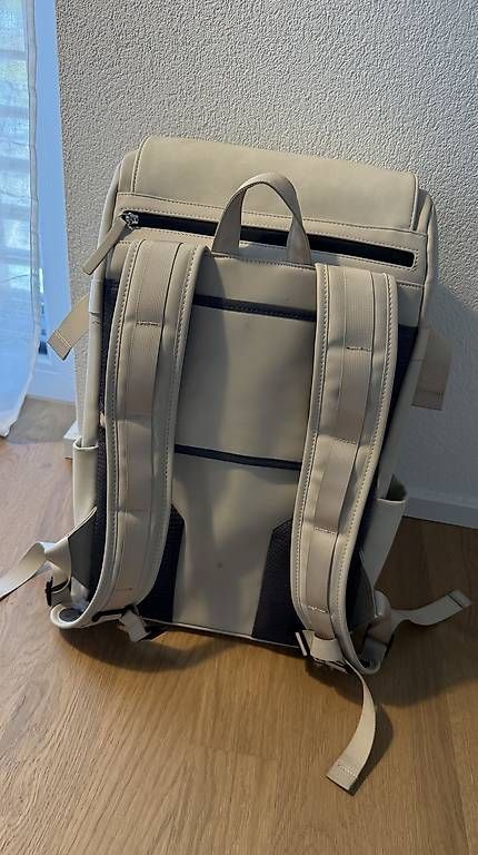 Kapten & Son Zaini: KAPTEN AND SON BALI PRO RUCKSACK BEIGE/ SANDSTONE – Usato da Othmarsingen venduto da yot_ds5b 4