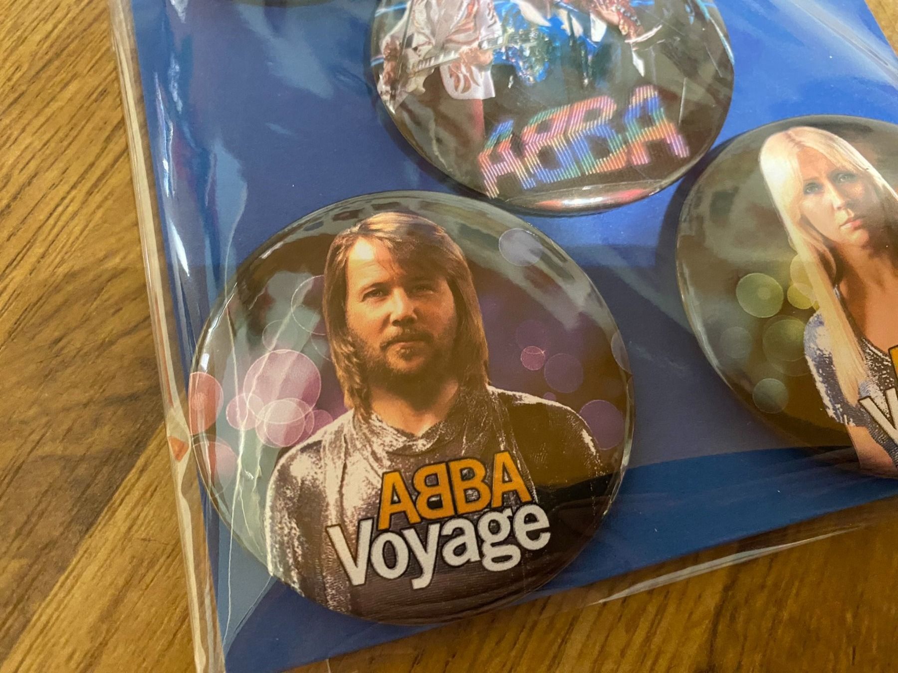 Plaketten & Abzeichen: Abba Voyage Avatare Ansteck Buttons – Neu (gemäss Beschreibung) aus Basel von FatCatPacksTheRatt 2