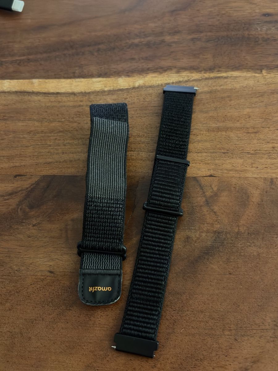 Amazfit Smartwatch: Amazfit Helio Strap + Bänder – Neu (gemäss Beschreibung) aus Widnau von Ram456 3