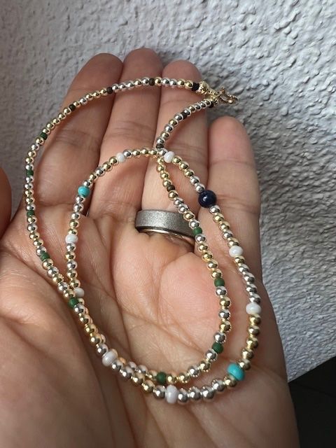Catenine: Schöne Kette mit eine Lapislazuli und ein paar Türkis – Usato da Neerach venduto da romiping