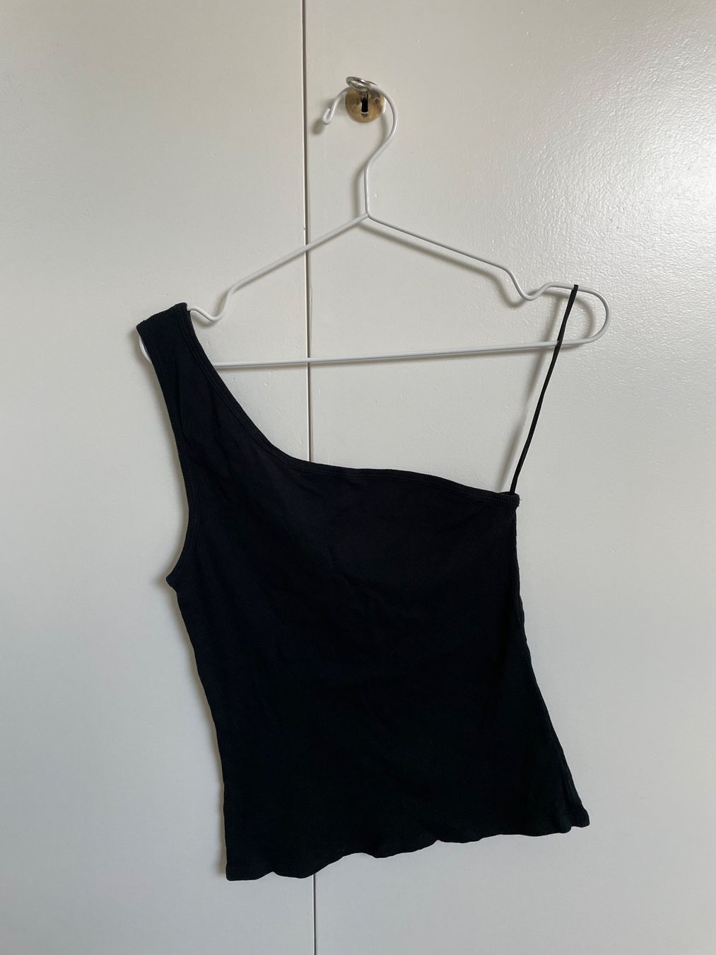 Reformation Top: Asymmetrisches Top Reformation – Usato da Bern venduto da ann_z7qj