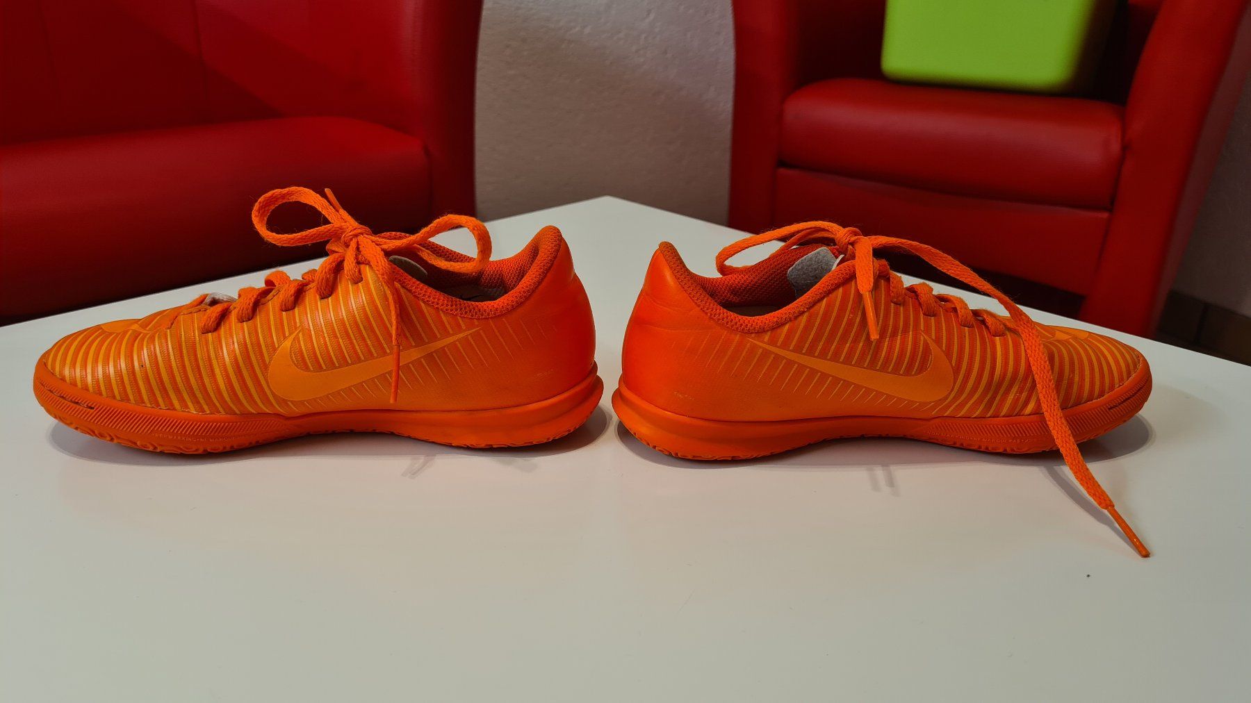 Nike Scarpe per ragazzi: Nike Schuhe Gr.32 – Usato da Obergösgen venduto da schesom 3