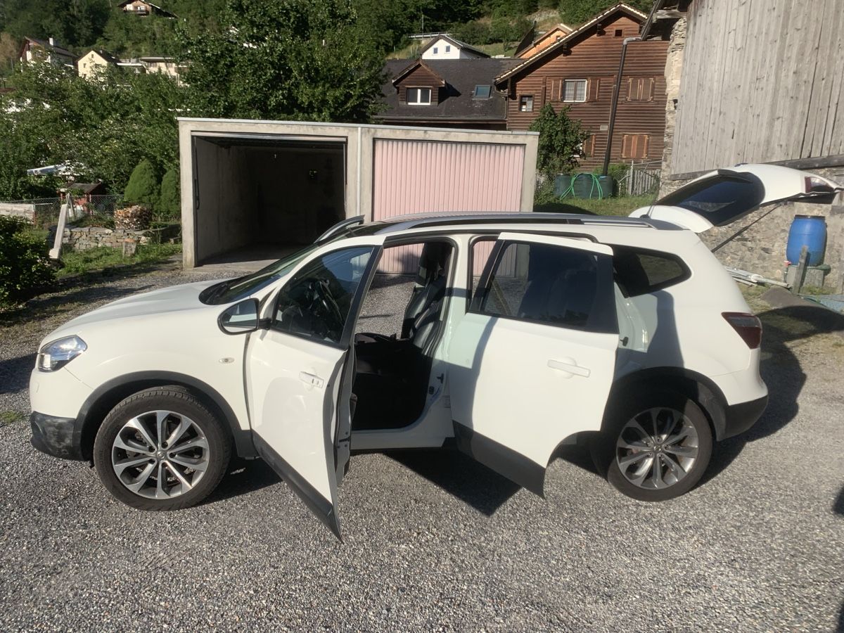 Nissan Automobili: Nissan Qashqai + 2   4 x 4 – Usato da Trimmis venduto da Rodrigues.77 1