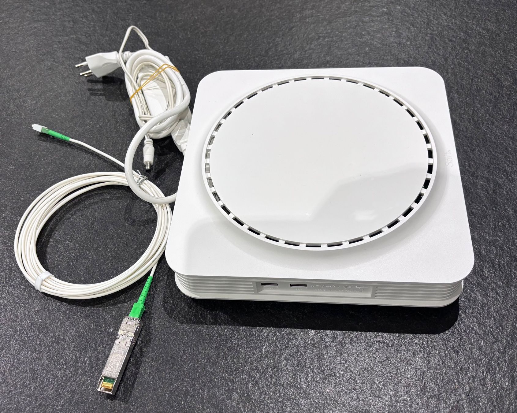 Salt Modem & Router: Salt fiber box – Usato da Castione venduto da rob_yg9d