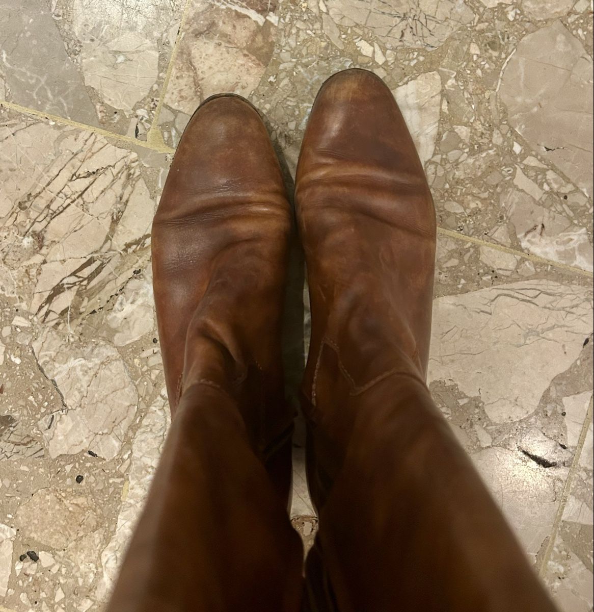 Salvatore Ferragamo Damenschuhe: Ferragamo Lederstiefel – Gebraucht aus Sursee von Fortissimo 2
