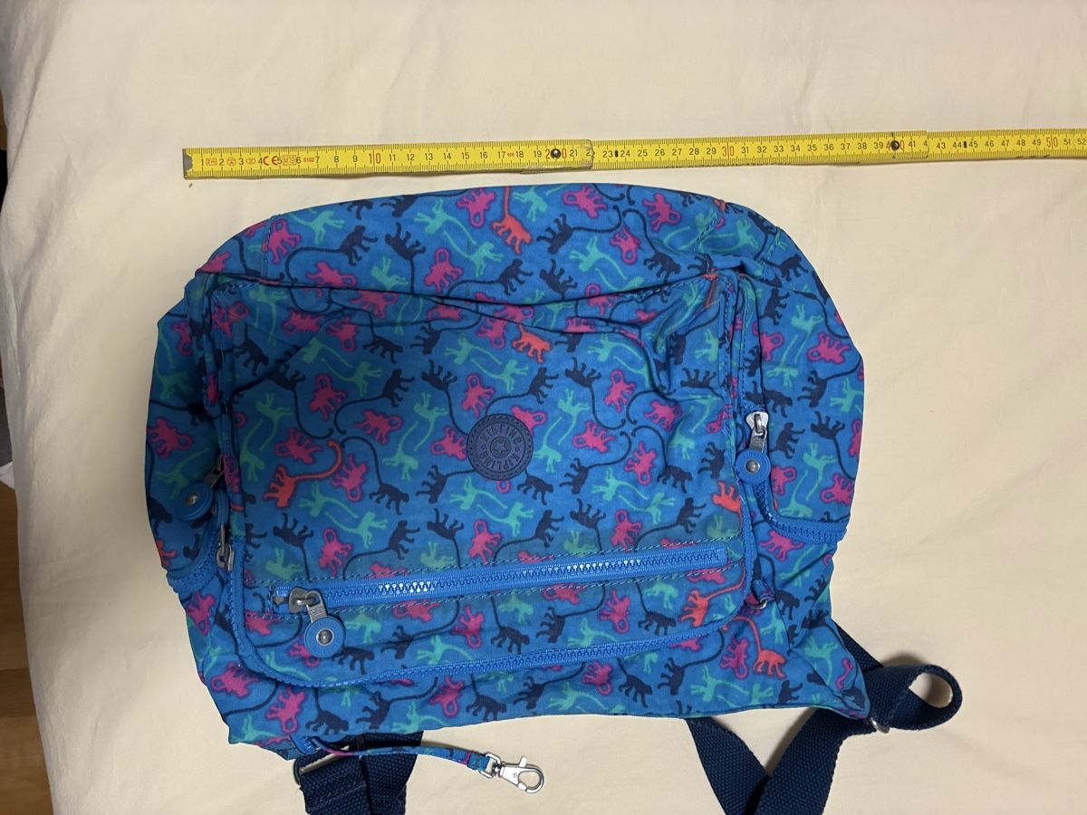 Kipling Sacs femmes: Kipling Shoulder Bag Blue Monkey Pattern 35 cm Width – Neuf (Voir description) à Basel par dal_r7dw 1