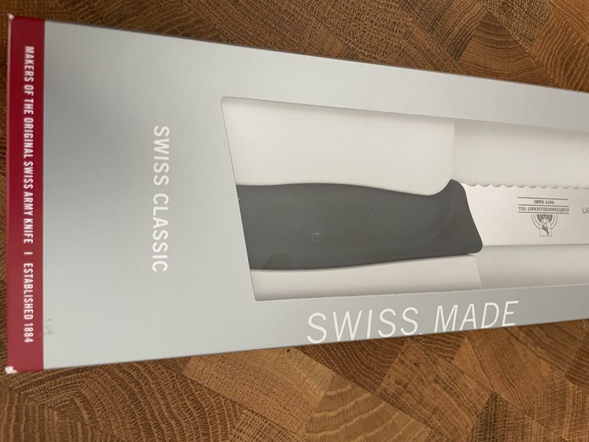 Victorinox Coltelli da cucina: SWISS CLASSIC BROTMESSER, 21 CM – Nuovo e nell'imballaggio originale da Vilters venduto da StefanJgr 2