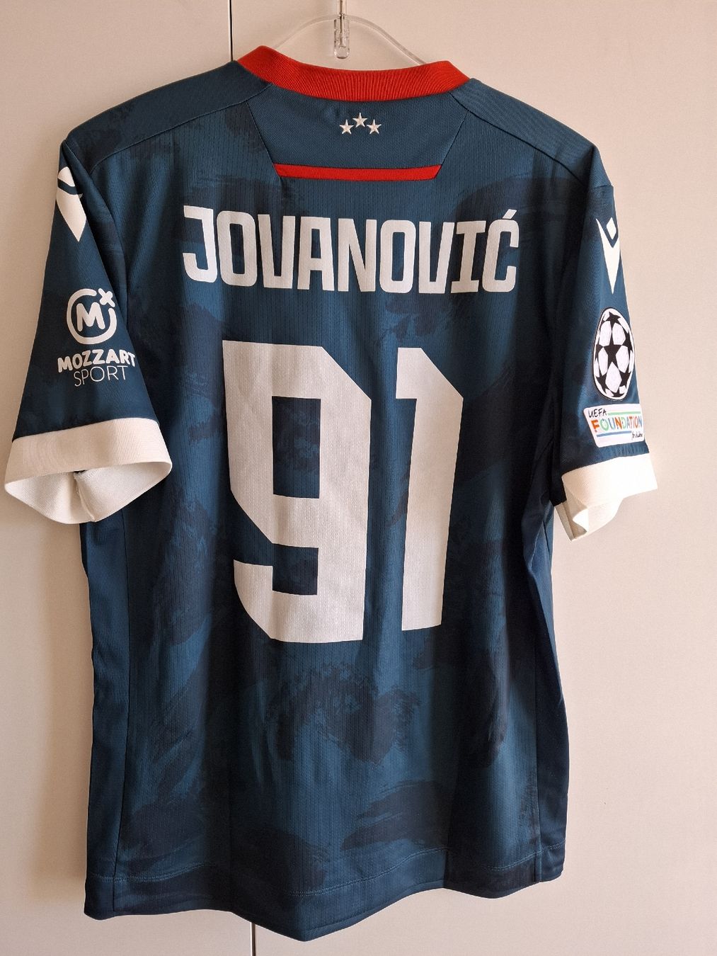 Canottiere & Pantaloni: matchworn étoile rouge Belgrade – Usato da La Chaux-de-Fonds venduto da tur_nkx9 1
