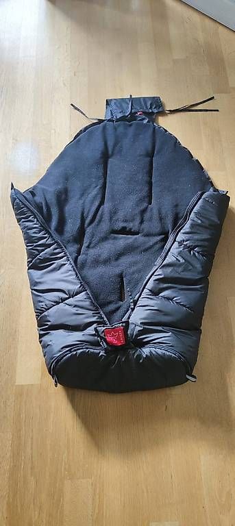 Sacchi a pelo: Winterfußsack Iglu Thermo Fleece 2.0 black – Usato da Birsfelden venduto da stespring