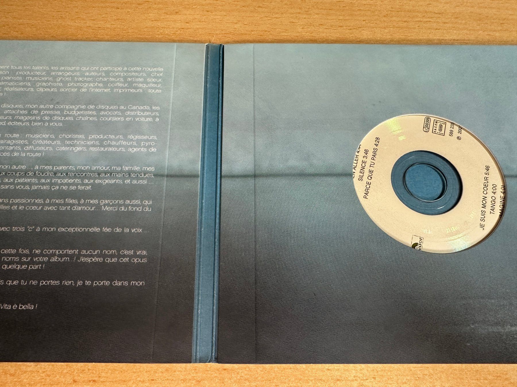 CD: K9 Lara Fabian – Nue – Usato da Rikon im Tösstal venduto da Alpenmutz 2