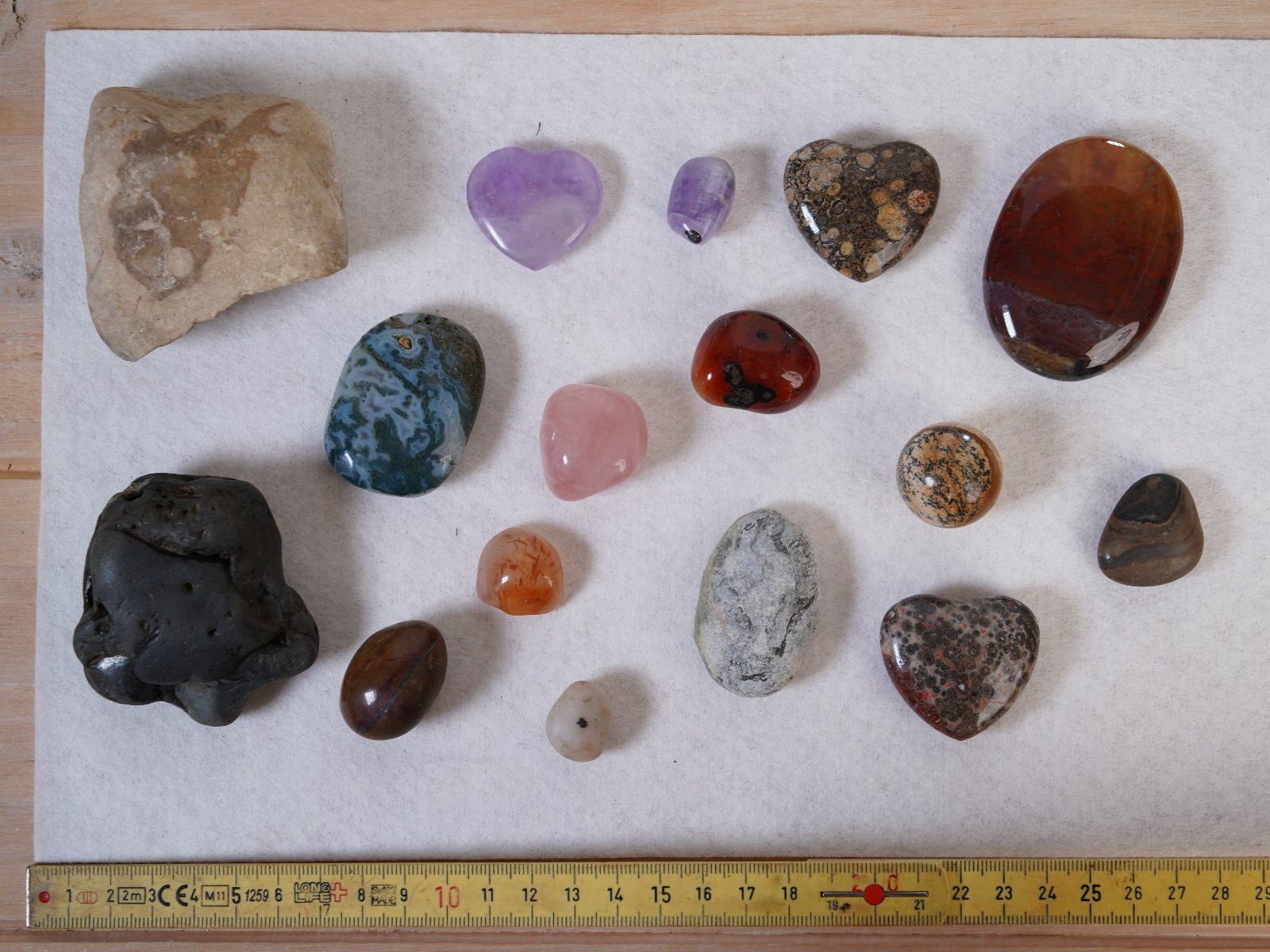 Minerali & Pietre curative: Halbedelsteine / Mineralien – Usato da Wil SG venduto da froschbiss 3