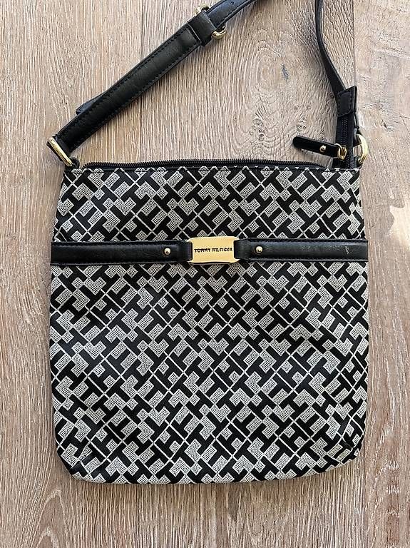 Borse da donna: Tasche Tommy Hilfiger – Usato da Uster venduto da pferber 1