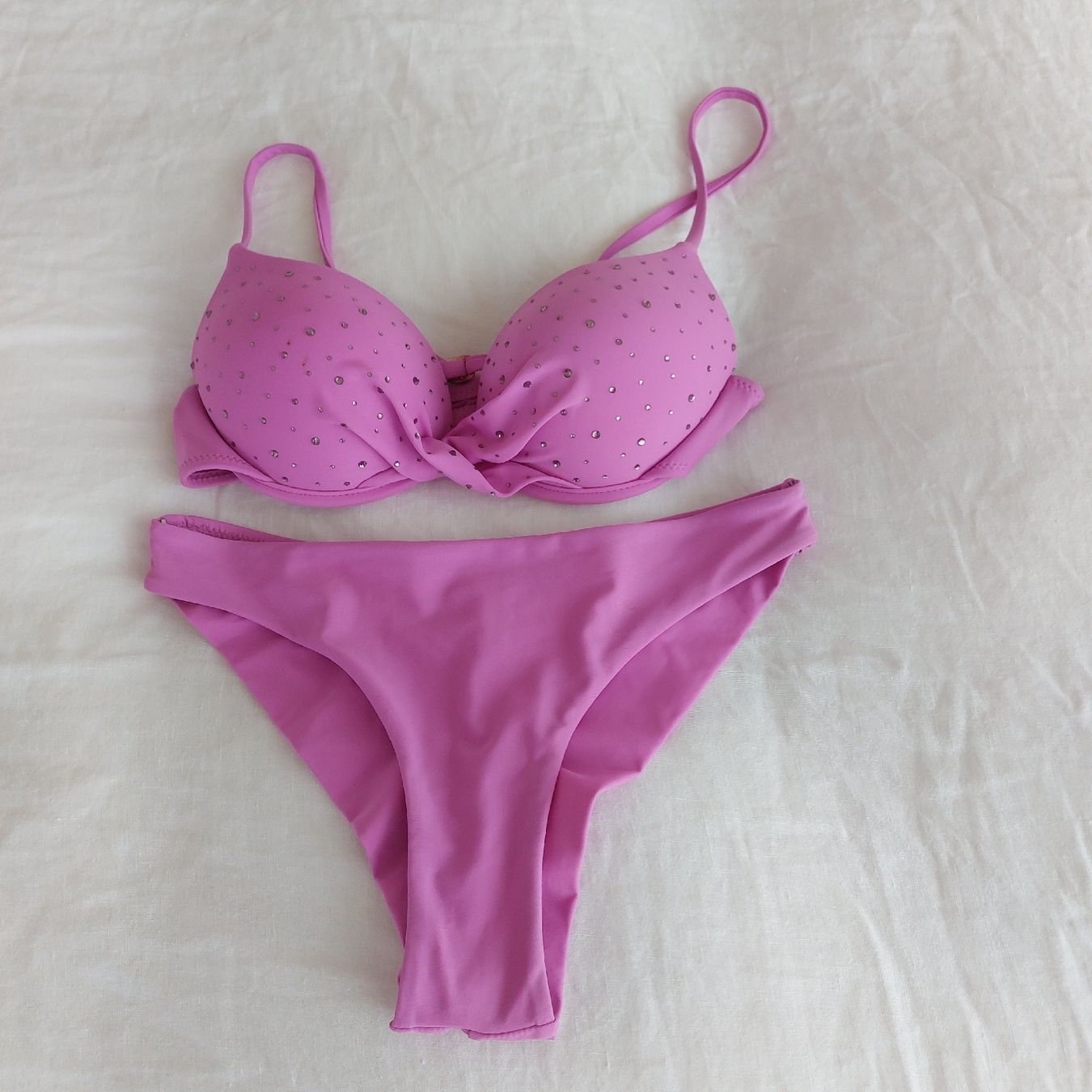 Costumi da bagno & Bikini: Bikini mit Strasssteinen am BH – Usato da Zürich venduto da ime_9s2d