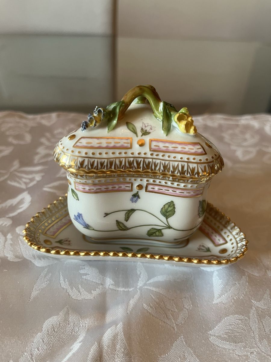 Royal Copenhagen Zuccheriere: Piccola salsierina Royal Copenaghen – Usato da Lugano venduto da NadirMarket