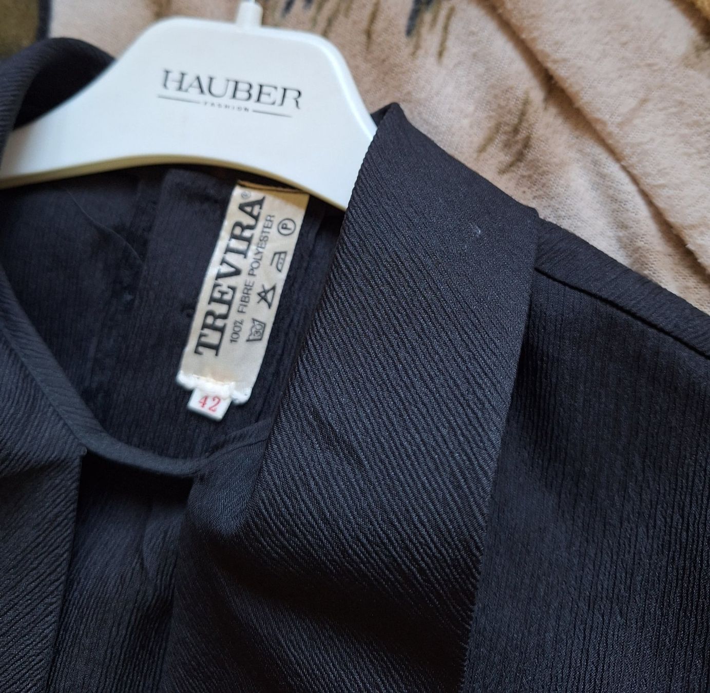 T-shirt: 2-teiliges Set Tshirt und Gilet – Nuovo (secondo la descrizione) da Aesch BL venduto da sar_j59l 6