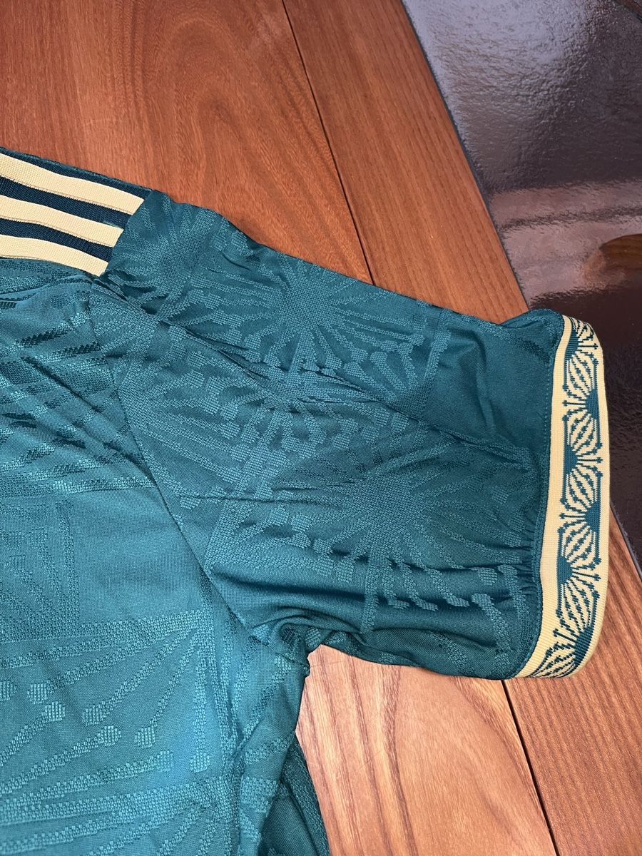 Canottiere & Pantaloni: Mexiko Fussballtrikot – Usato da Besenbüren venduto da eri_j8j6 2