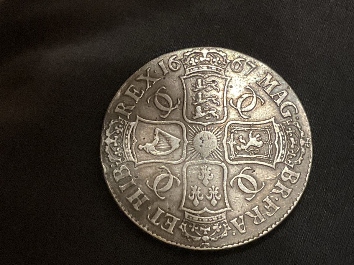 Tutti le monete: Crown Carolus ll 1667 Silberkrone – Usato da schlieren venduto da Retton 1