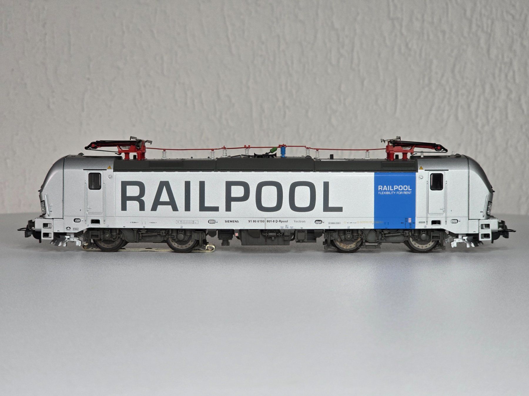 Piko Modellini di ferrovie: Piko, Vectron, RAILPOOL, BR 193, Digital, Vitrine – Nuovo (secondo la descrizione) da Kloten venduto da Nicola2
