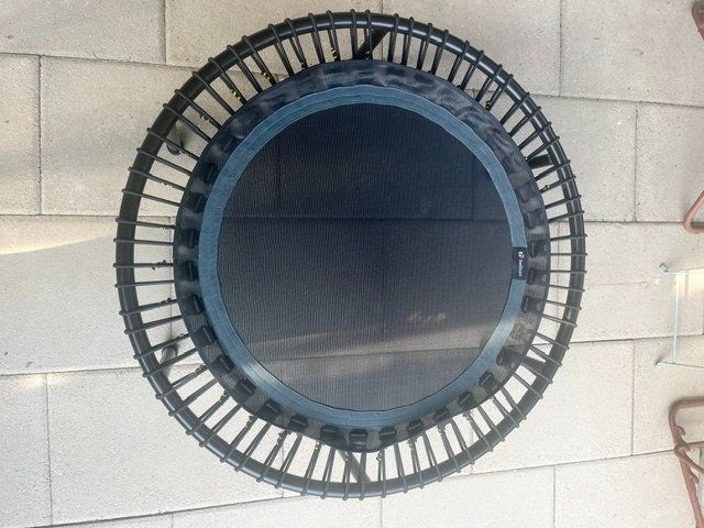 Bellicon Trampoline: Trampolin Bellicon 112 cm – Gebraucht aus Wil SG von marlene_fraboulet