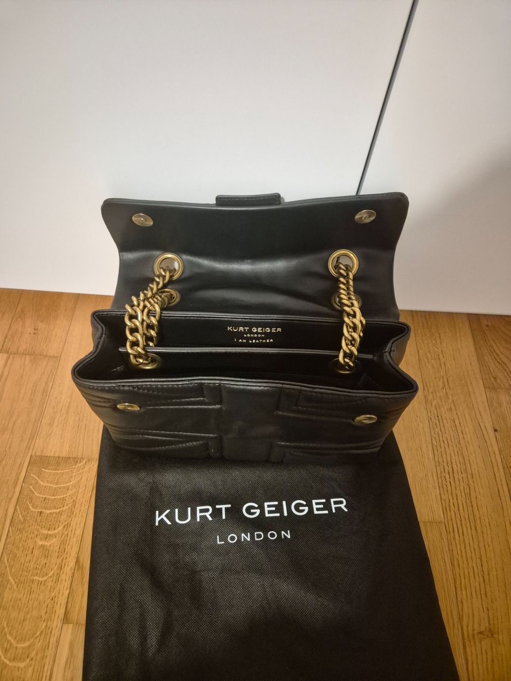 Kurt Geiger Borse da donna: Kurt Geiger Schultertasche – Nuovo (secondo la descrizione) da St. Gallen venduto da suz_l6zz 1