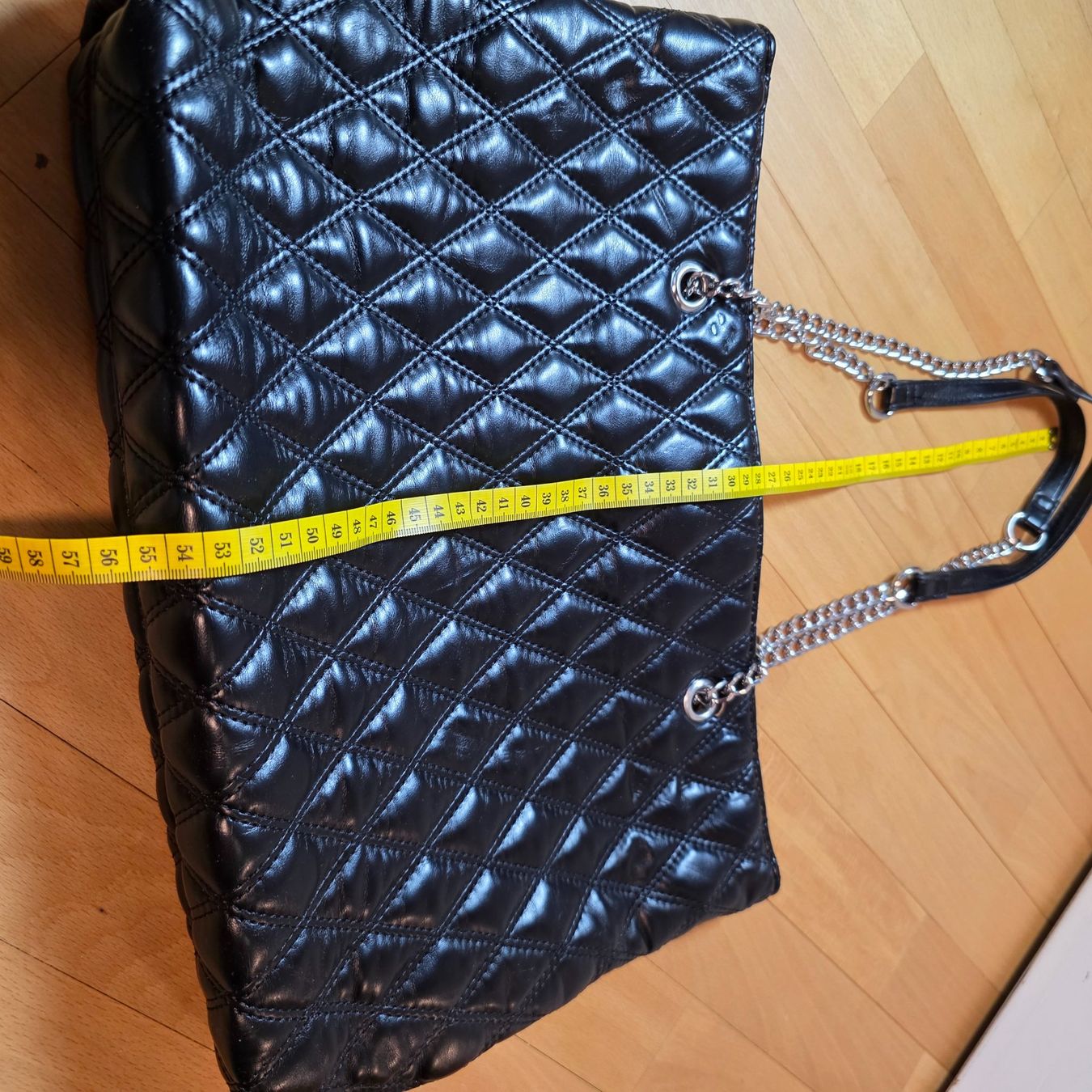 Asos Borse da donna: ASOS gesteppte schwarze Tasche mit Kette – Usato da Wald ZH venduto da CapLux 8