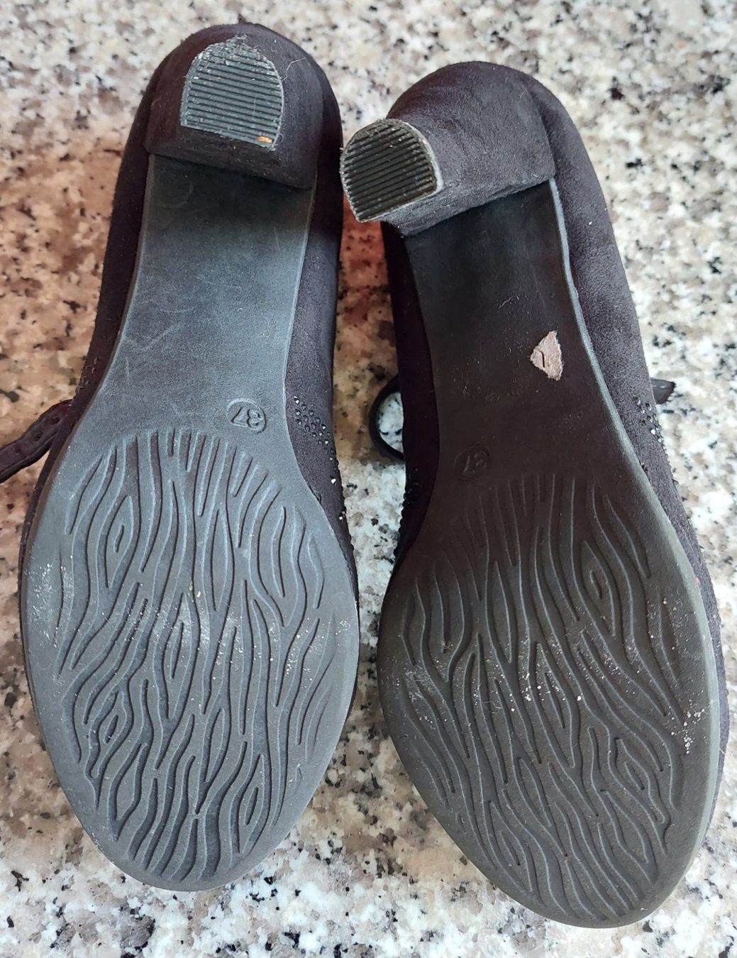 Scarpe da donna: Pumps mit Glitzersteinen #37 – Usato da Stettlen venduto da Dolores1987 4