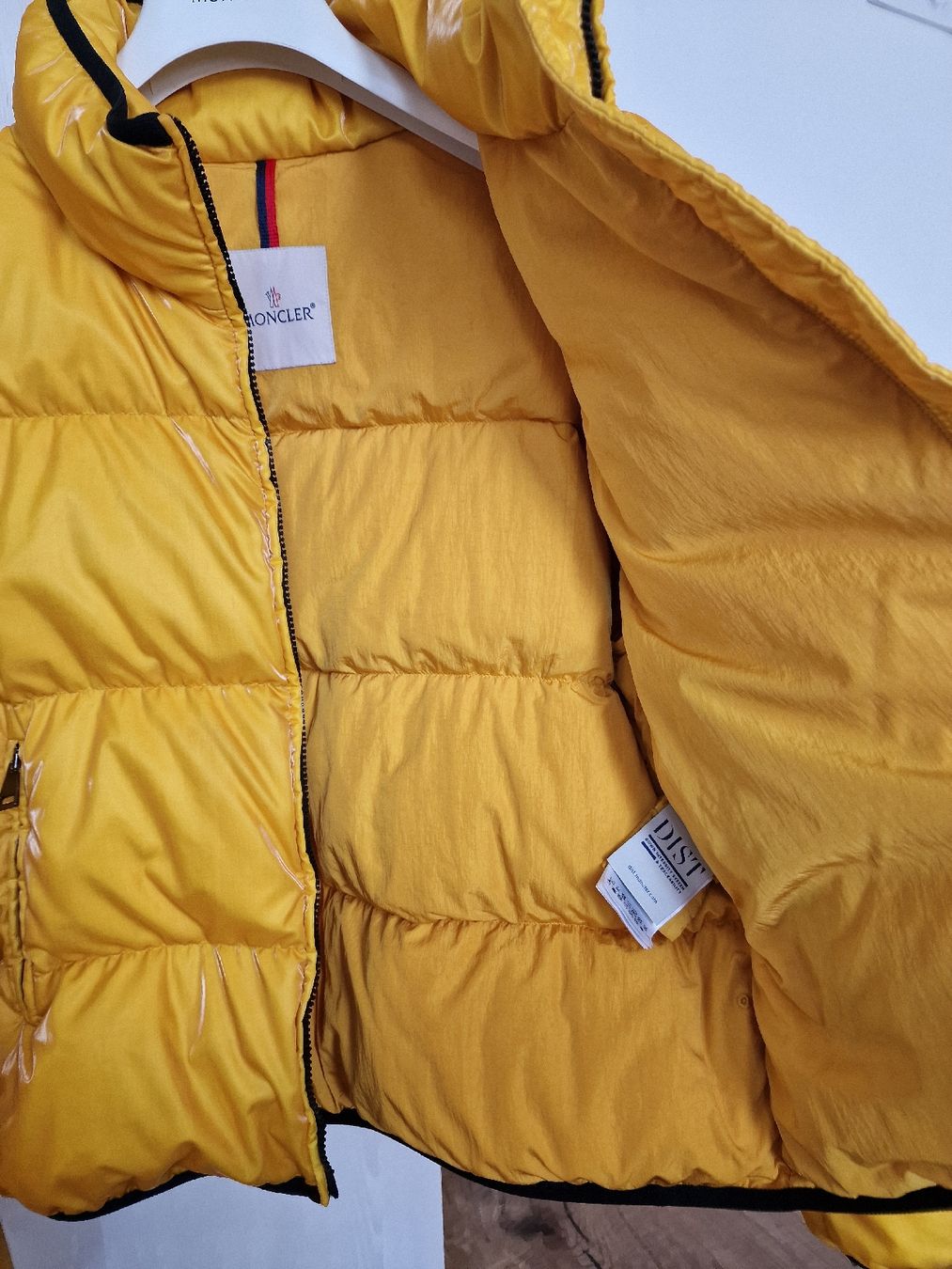 Moncler Vestes: Doudoune Moncler – Neuf (Voir description) à Yverdon-les-Bains par Ed9lude 3