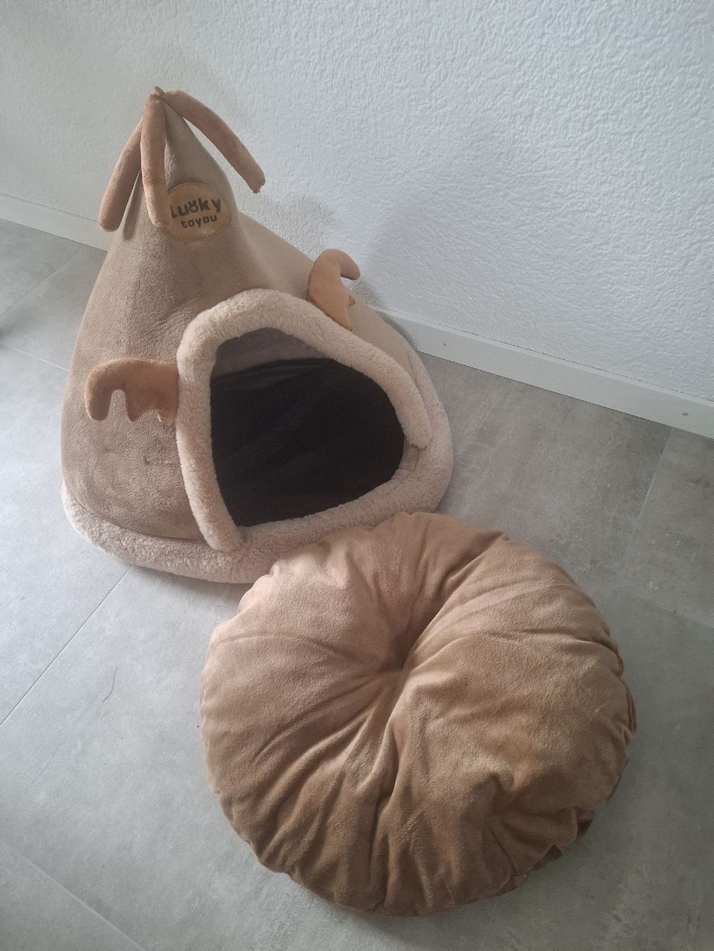 Cucce & Letti: Tente douillette pour chat, neuve! – Nuovo (secondo la descrizione) da Yverdon-les-Bains venduto da Layla5919 2