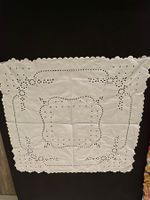 Deckchen/Mitteldecke weiss  72x68cm