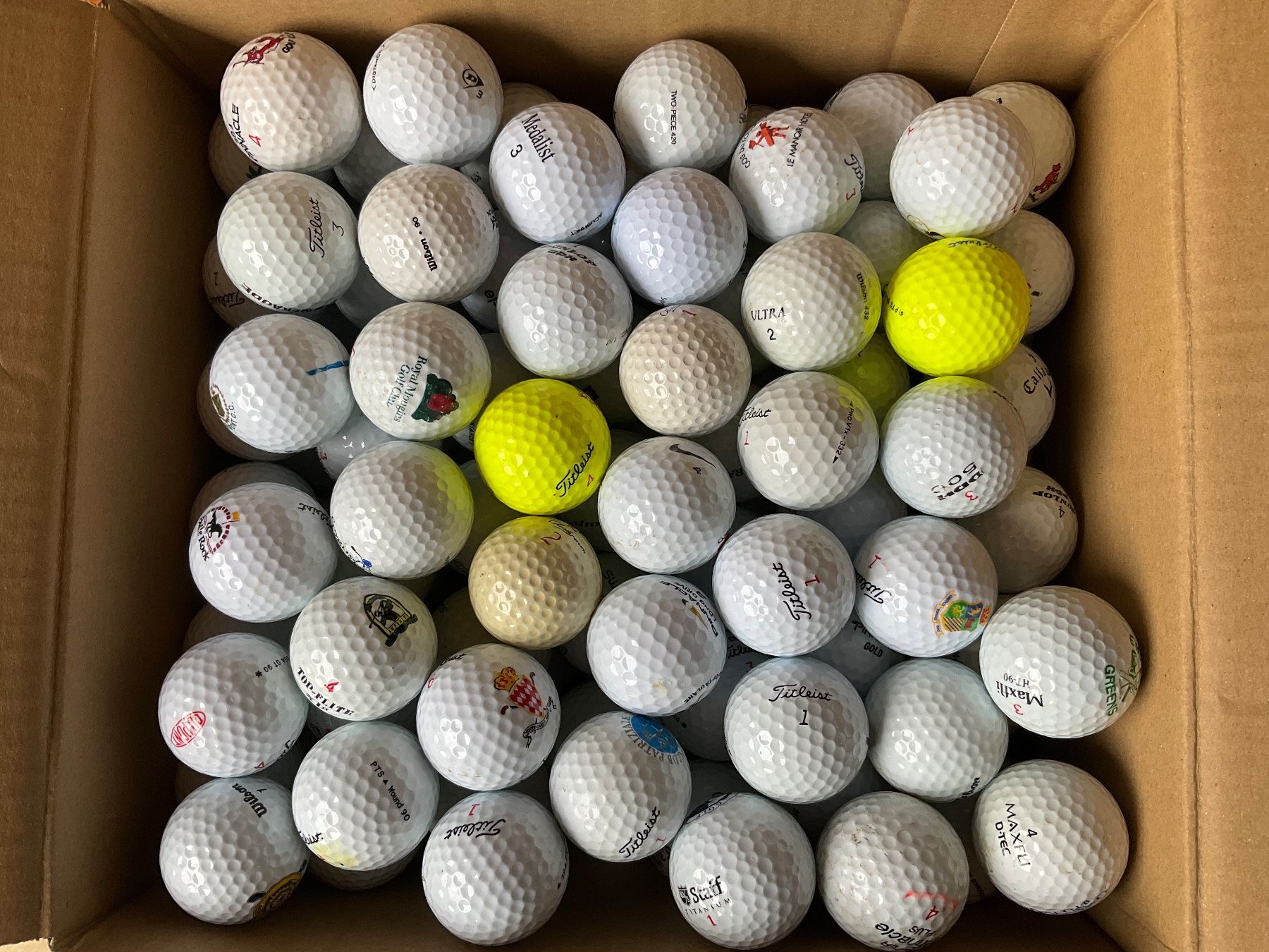 Palloni: 120 balles de golf – Usato da Gland venduto da DL2004 7