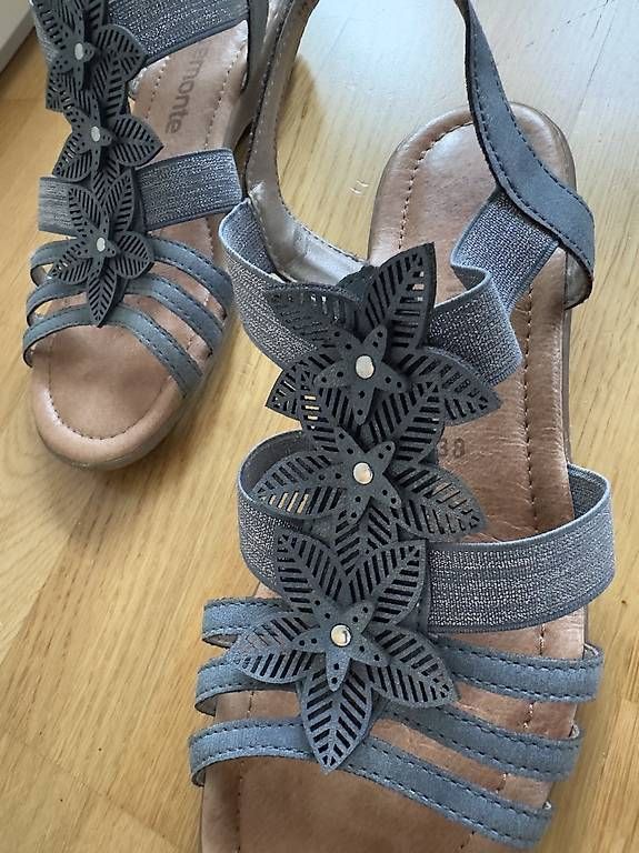 Damenschuhe: Remonte Sandalen (38) – Gebraucht aus Bern von cpiller01 1
