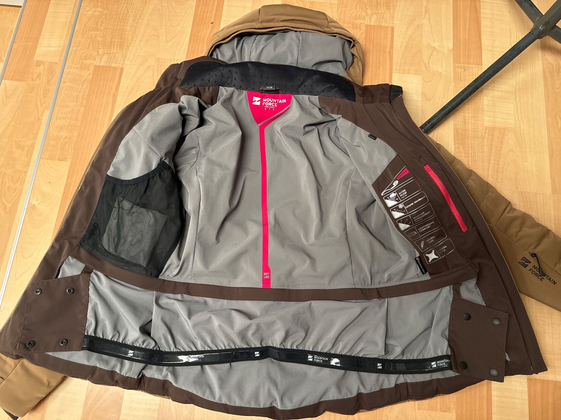 Giacche: Mountain Force skijacke  Gr 34 – Usato da Oberweningen venduto da Jogi2 4
