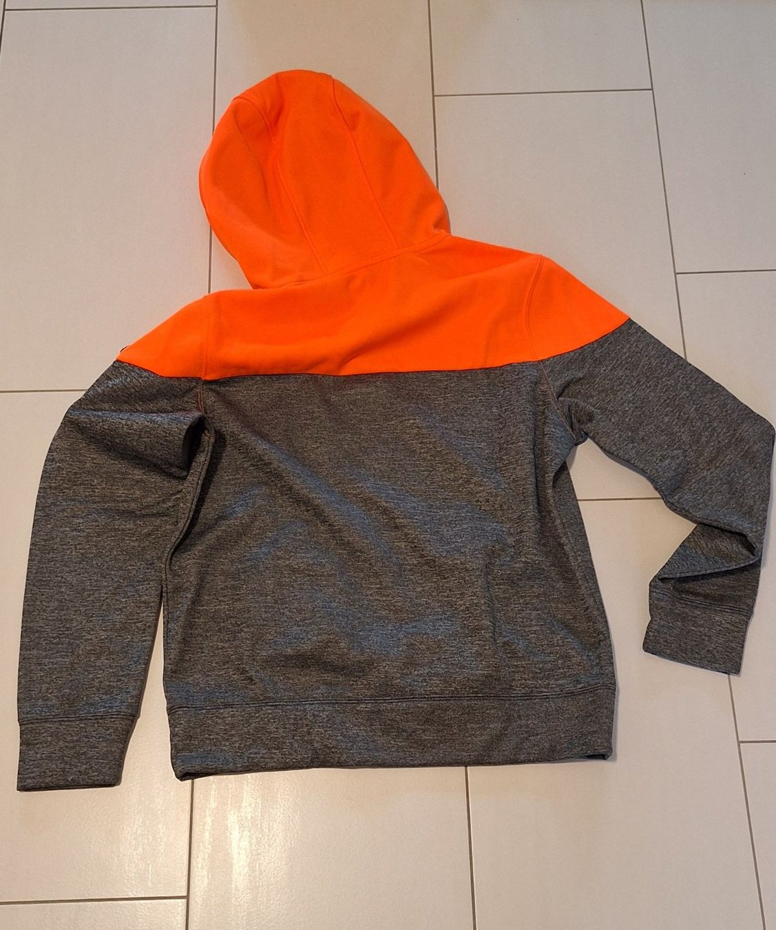 Maglioni & Felpe: Aeropostale Hoodie Pullover – Usato da Richterswil venduto da uscars 4