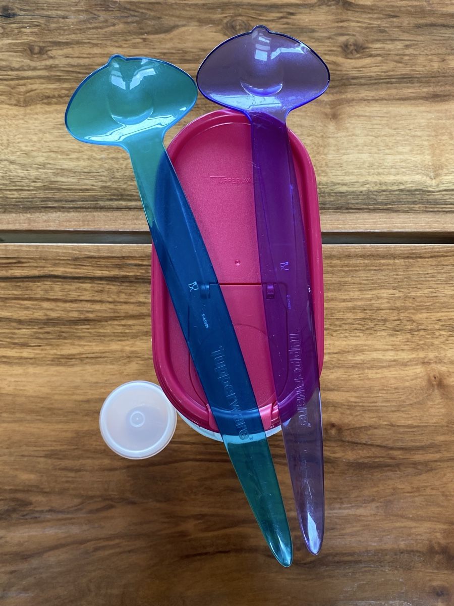 Tupperware Contenitori & Simili: Tupperware Set Behälter, Salatbesteck, Top Zustand – Usato da Buochs venduto da H16 5