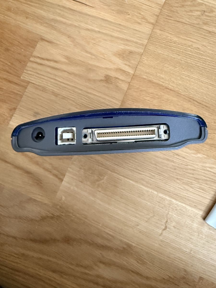 Lettore multimediale portatile: Lecteur Iomega Zip 250 USB – Difettoso da Penthalaz venduto da sup_5ztk 1