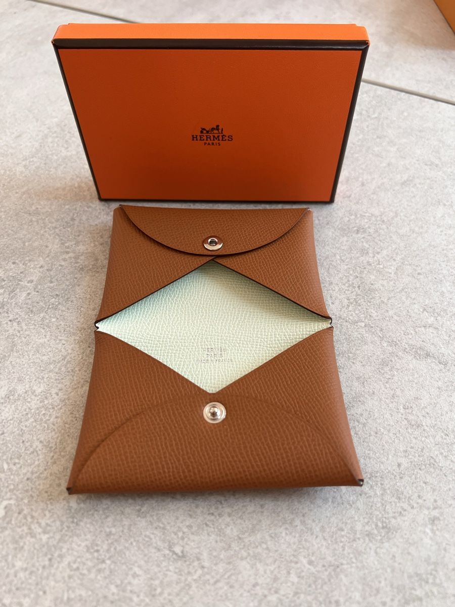 Hermès Brieftaschen: Original Hermes Calvi Kartenetui Neu Fullset 430chf mit Box – Neu und originalverpackt aus Baar von Axel_Fooly