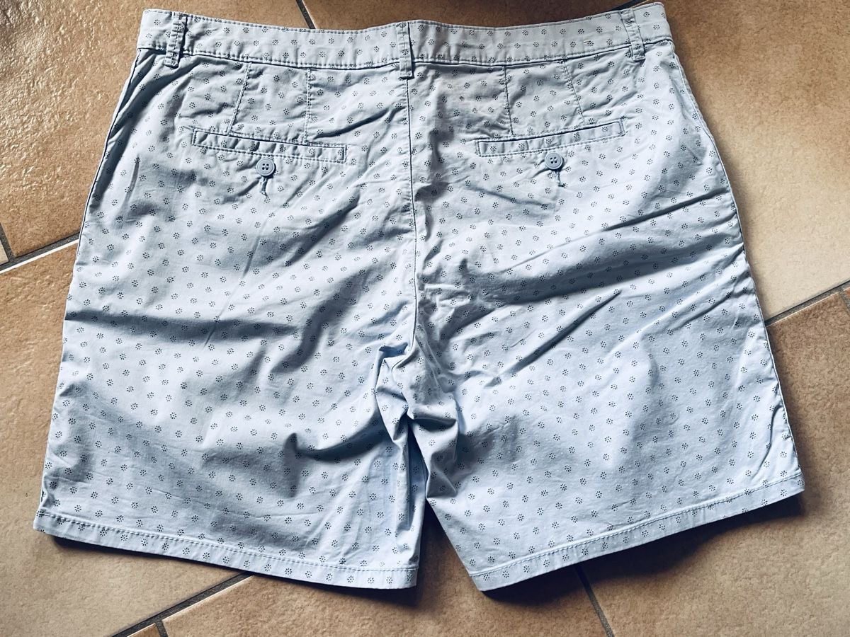 Esprit Pantaloni: Esprit Shorts, Gr. 42, blau gemustert – Usato da Hettiswil venduto da CoWa1974 2