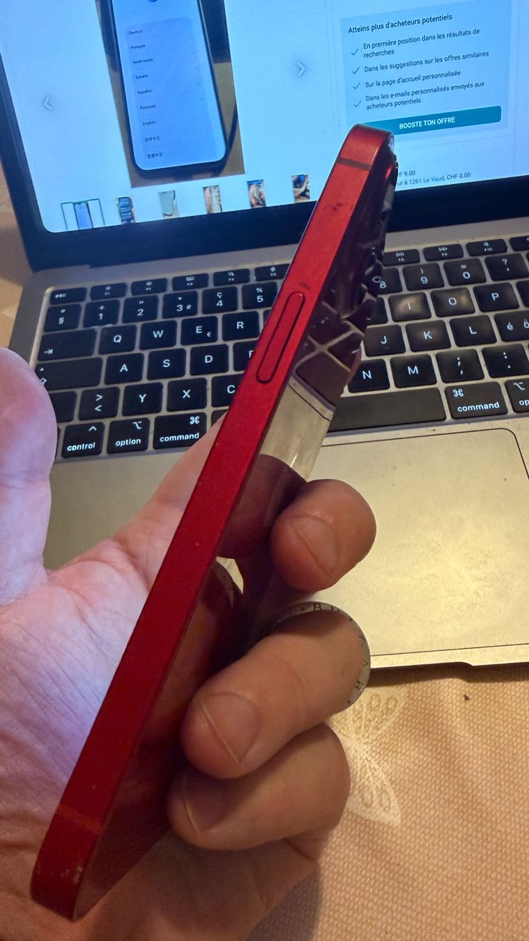Apple Telefoni cellulari / Smartphones: iPhone 13 -- 128gb -- 80% -- RED -- working – Usato da Le Vaud venduto da bob_dung 3