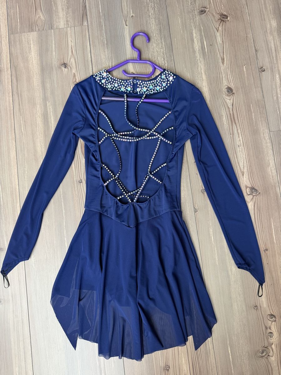 Kleider: Eiskunstlauf Kürkleid – Neu (gemäss Beschreibung) aus Konolfingen von roo_22ft 1