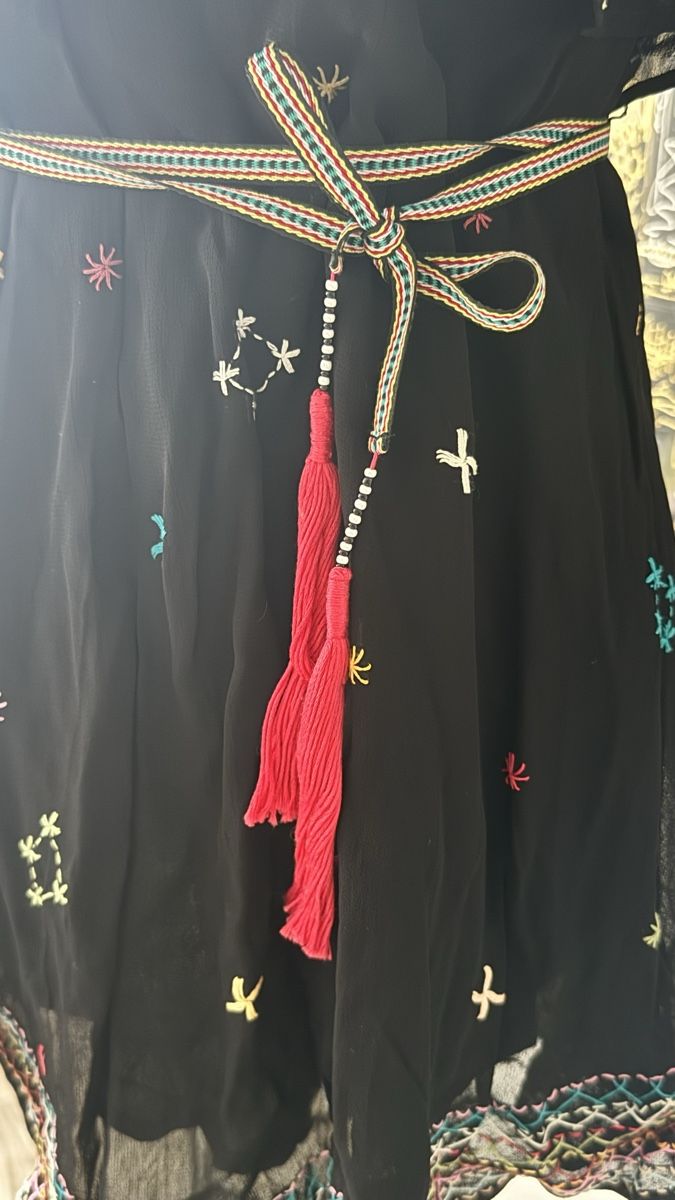 Kleider: Kurzes Kleid  – Neu (gemäss Beschreibung) aus Mörigen von TimelessFinds 1