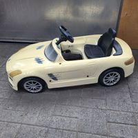 Kinder Tretauto