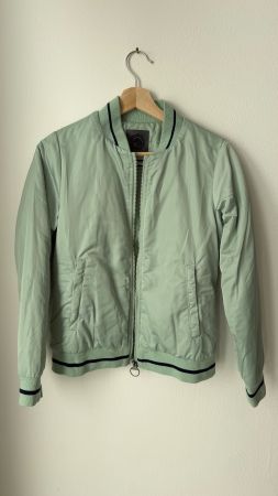 Blousonjacke mit Pferdemotiv gr. 158/164